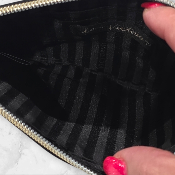 Victoria's Secret Black and Pink Wristlet Clutch- B83 - Picture 4 of 6